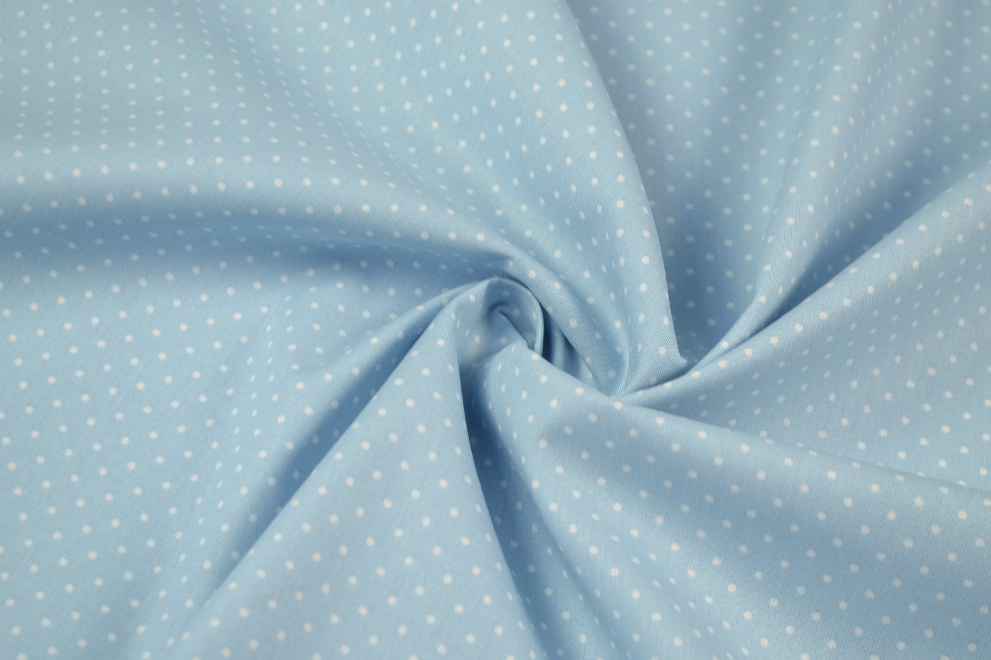 Baumwollstoff Popeline kleine Tupfen, babyblau