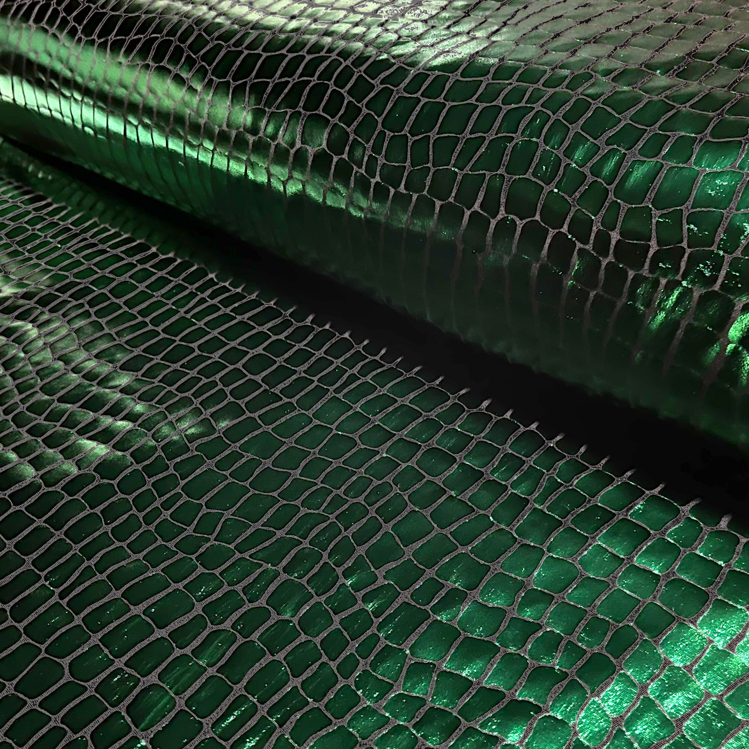 Lamé Stoff Foliendruck Krokodile Grün