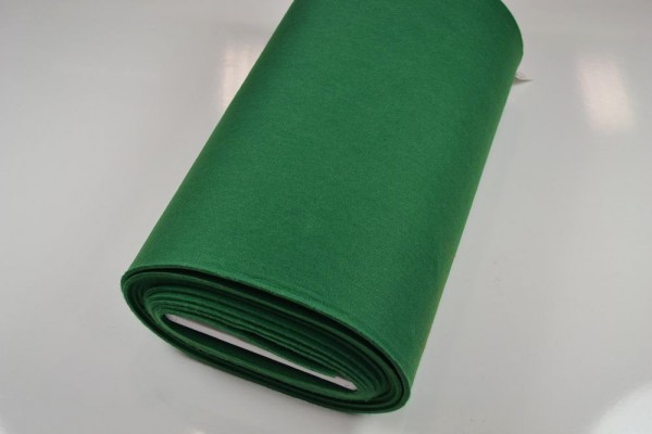 Bastelfilz Meterware 4 mm dick harte Qualität, grün Bastelfilz Meterware 4 mm dick harte Qualität, grün