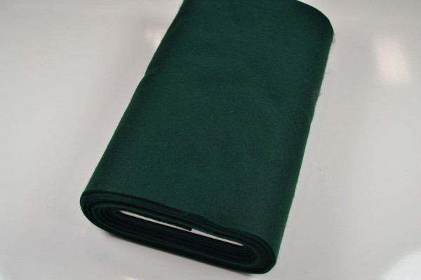 Bastelfilz Meterware 4 mm dick harte Qualität, tannengrün Bastelfilz Meterware 4 mm dick harte Qualität, tannengrün